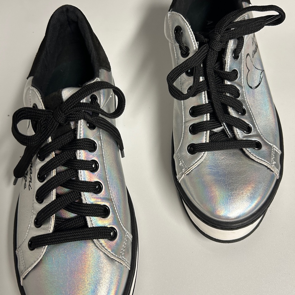 ARMANI EXCHANGE Logo Silver Sneakers